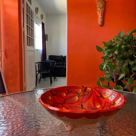 Casa Madero #1, Central Studio Apartment 1 Block From Malecon 拉巴斯 外观 照片