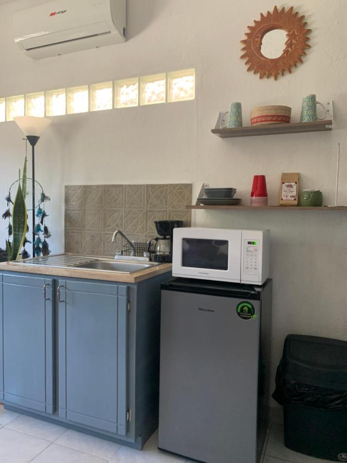 Casa Madero #1, Central Studio Apartment 1 Block From Malecon 拉巴斯 外观 照片